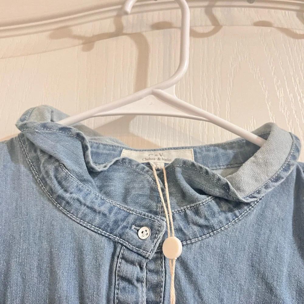FINAL PRICE NWT Chelsea and Violet Button Down Denim Top - Picture 7 of 8